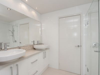 19D Castle Street, North Beach