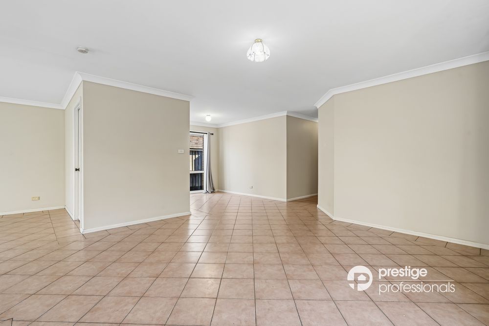 4 Sandover Court, Wattle Grove