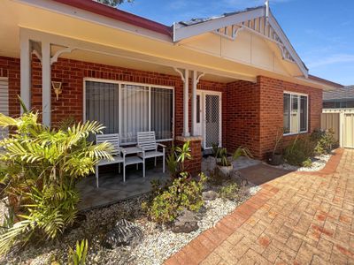 2 / 20 Wilson Street, Tuncurry