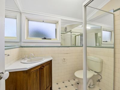 68B Glastonbury Drive, Highton