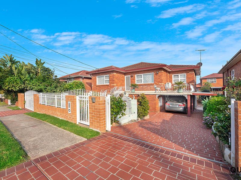 138 St Johns Road, Cabramatta West