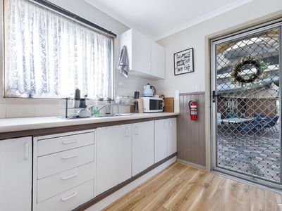 6 Butler Court, Cranbourne