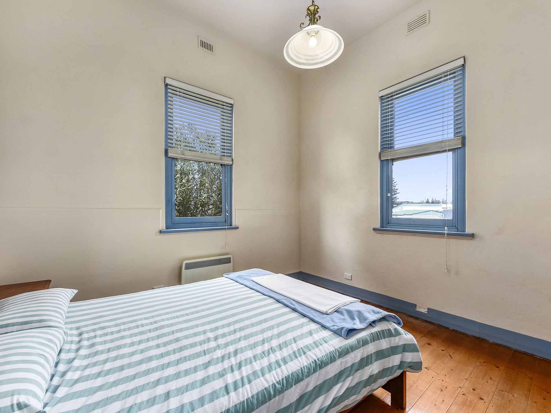 11 Railway Terrace, Beachport