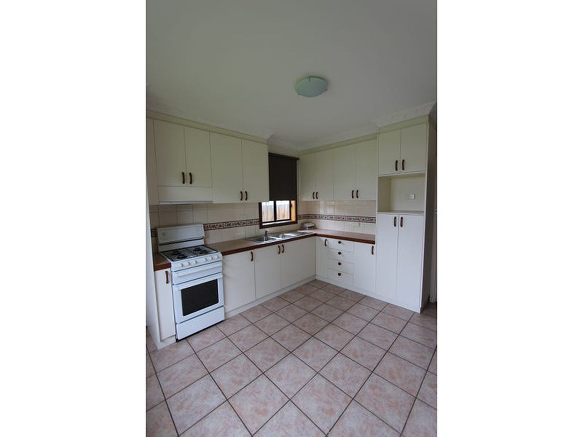 560 Thompson Road, Norlane