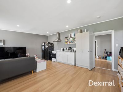 213 Sevenoaks Street, Cannington
