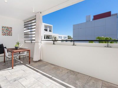 206 / 18 Danks Street, Waterloo