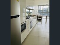 10703 / 88 Doggett Street, Newstead