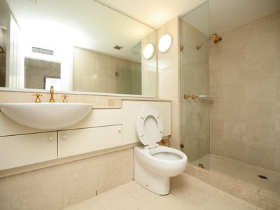 1101 / 12 Glen Street, Milsons Point