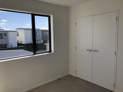 162 Squadron Drive, Hobsonville