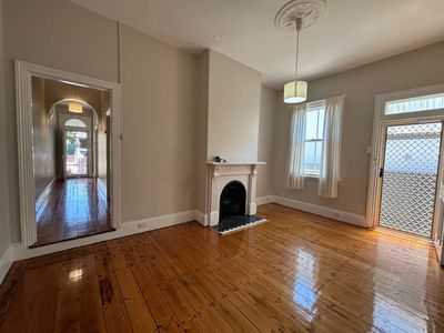 31 Sutherland Street, St Peters