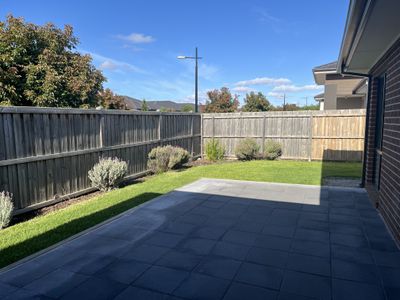 154 Batten Road, Armstrong Creek
