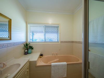 8 Macaulay Drive, Kingaroy