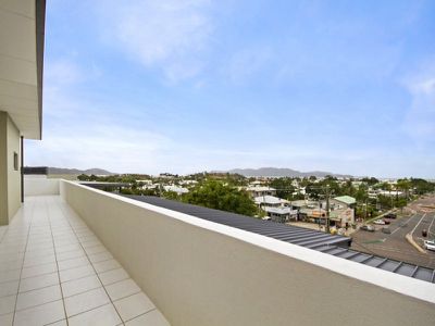 36 / 28 Landsborough Street, North Ward