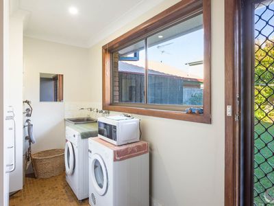 34 Lakeside Drive, Kianga