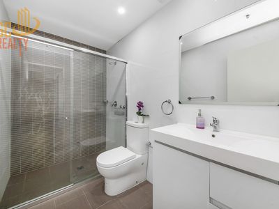 3513 / 15 Charles Street, Canterbury