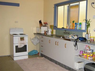 148 Charlotte, Cooktown