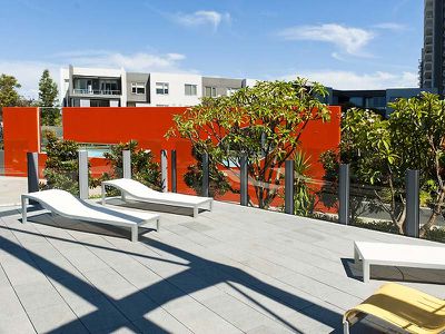 203 / 96 Bow River , Burswood