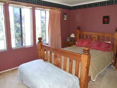 2 Emblen Street, Eden