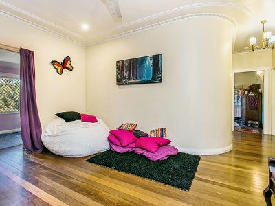 8 Station Street, Burringbar