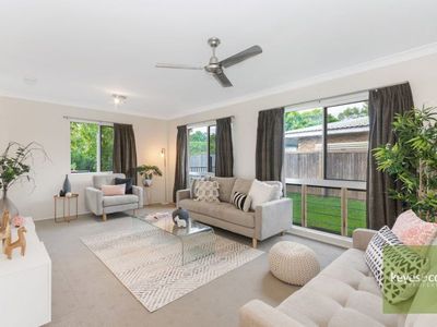 9 Casuarina Drive, Annandale