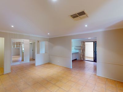 49 Oxley Circle, Dubbo