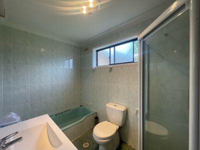 10 Holly Avenue, Chipping Norton