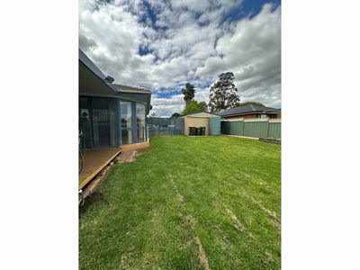 8 Bellbird Way, Dubbo
