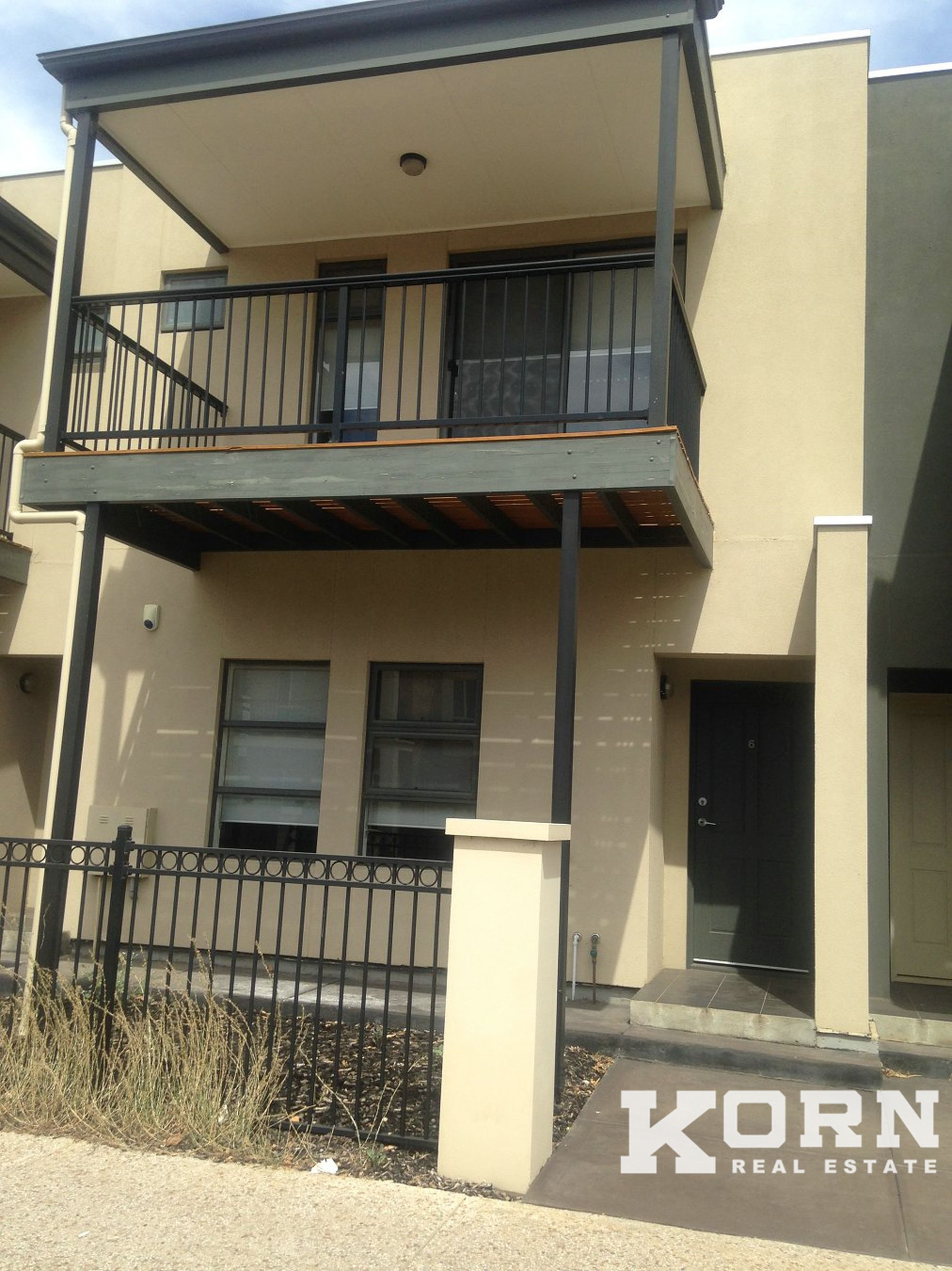 6 / 60 Augustine Street, Mawson Lakes