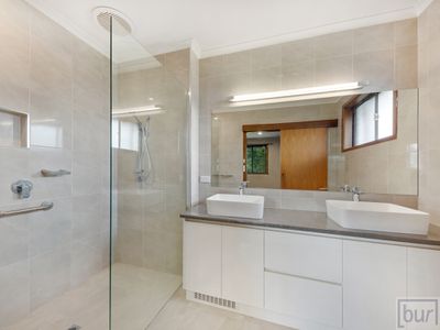 3 Royce Court, Wodonga