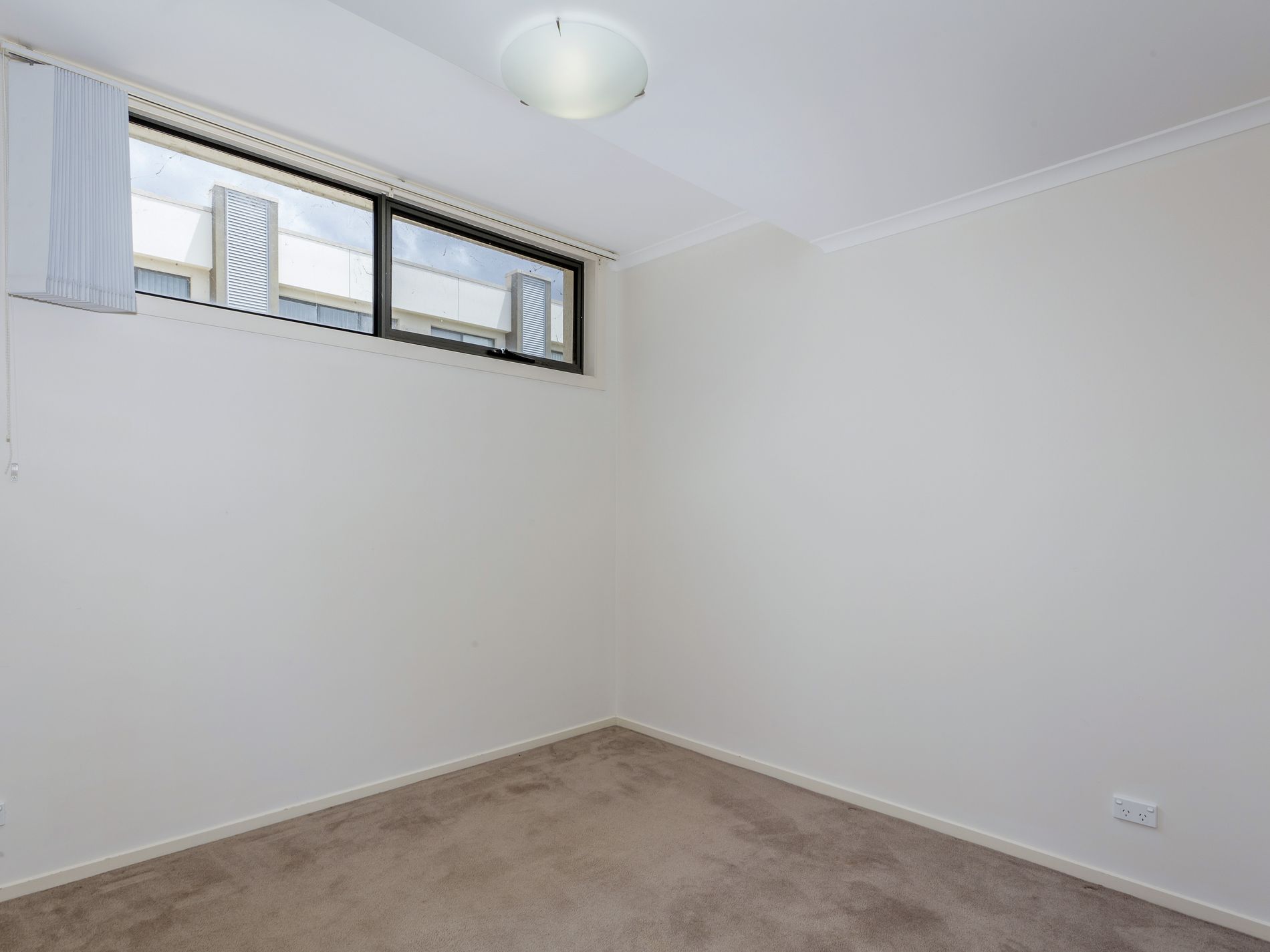 13 / 88 Henderson Road, Crestwood