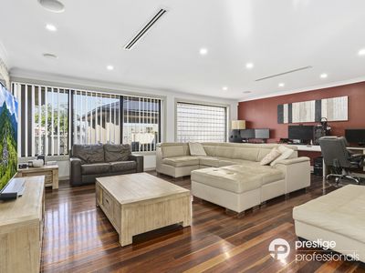 24 Governor Macquarie Drive, Chipping Norton