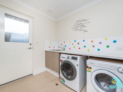 8 Compass Circle, Yanchep