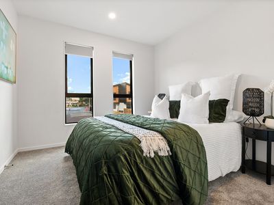 41 Red Arches Road, Henderson