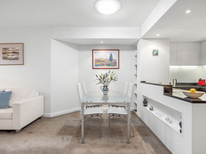 c401 / 24 Point Street, Pyrmont