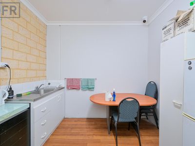 1 / 435 Yangebup Road, Cockburn Central