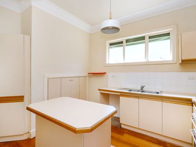 17 Glamis Road, West Footscray