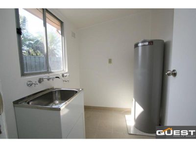 7 Merrett Crescent, Greenacre