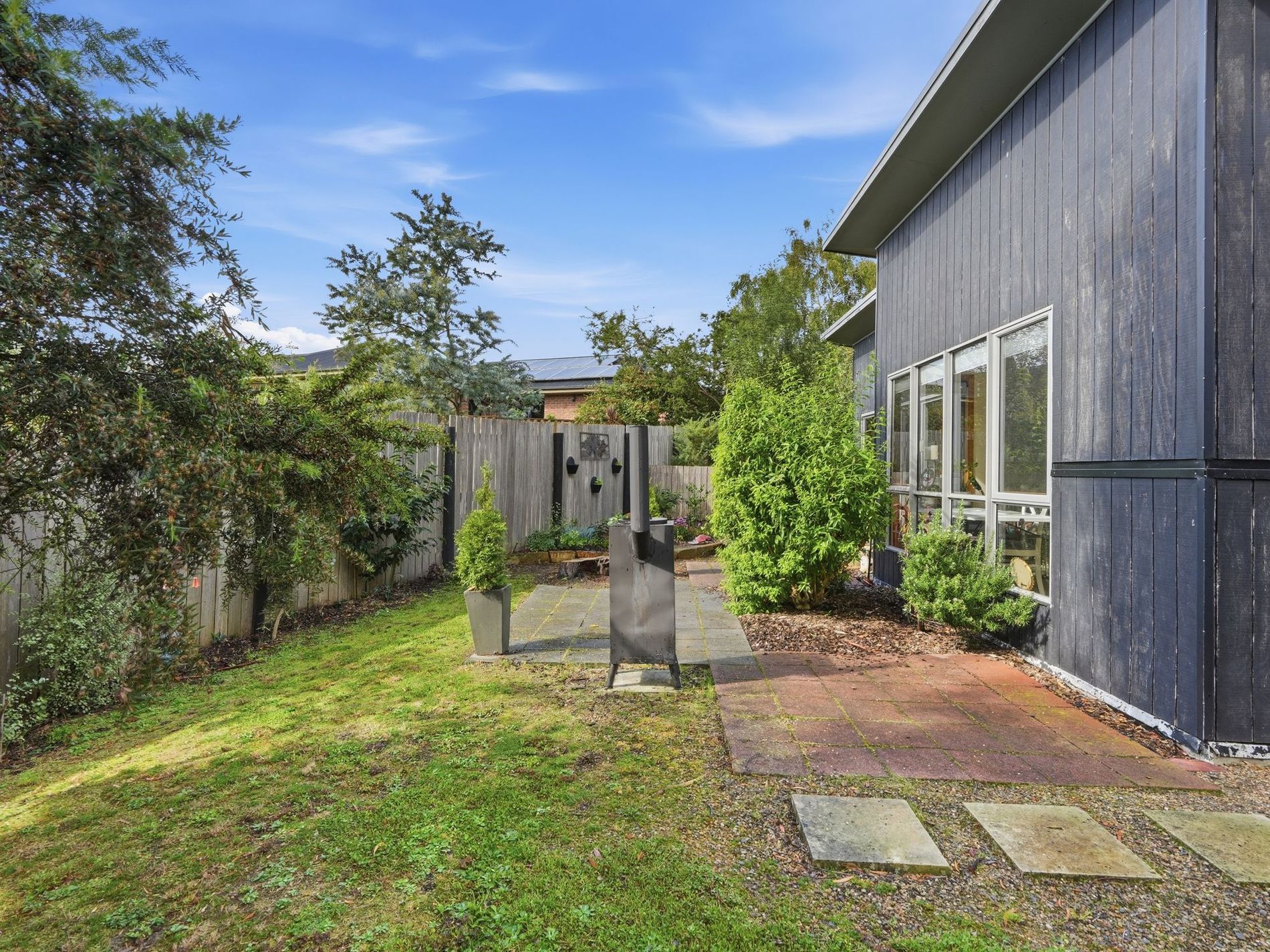 1 / 8 Smith Street, Cygnet