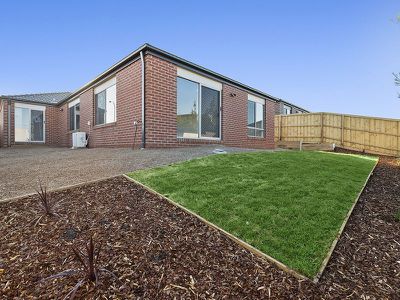 22 Blackwattle Court, Mernda