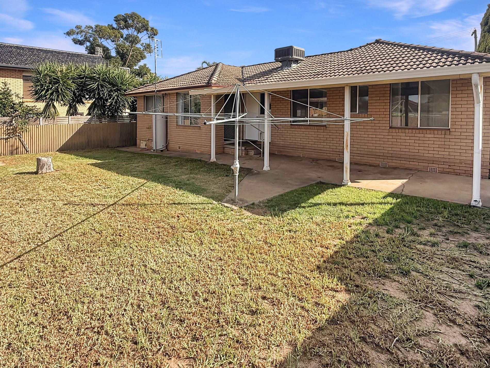 8 Mcdonnell Street , Forbes