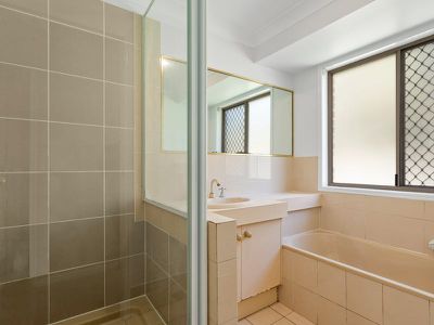 2 Wendy Court, Rochedale South