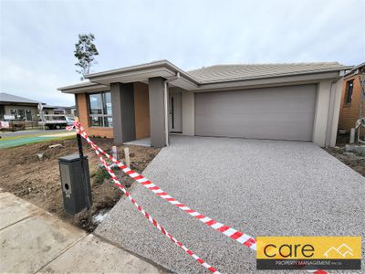 34 Carcoola Rise, Clyde North