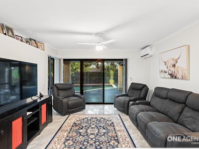 8 Grevillea Place, Forest Lake