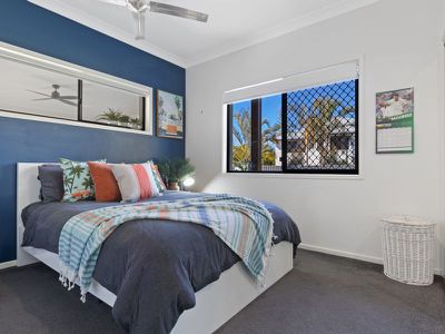 5 Pathfinder Road, Coomera Waters
