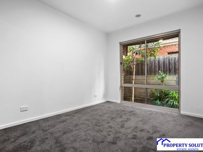 8 / 12 Close Avenue, Dandenong