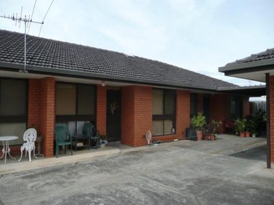 2 / 51 Morris Road, Hoppers Crossing