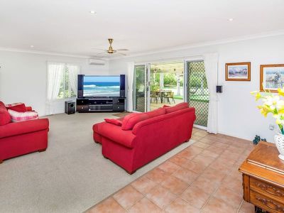 25 Palmwood Drive, Dundowran Beach