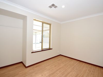 22 Roger Street, Midland