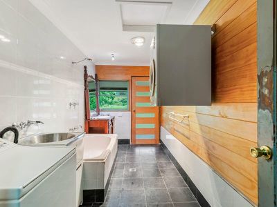 78D Davis Road, Jiggi