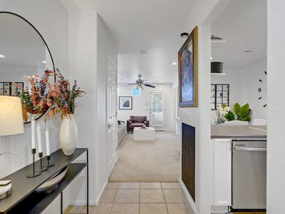 9157 Acclamation Ct, Las Vegas, NV, International